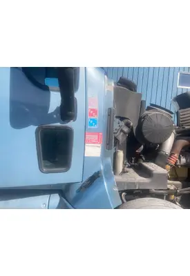 Peterbilt 387 Cowl
