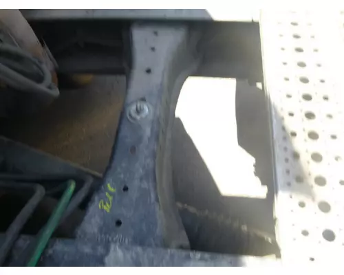Crossmember PETERBILT 387 LKQ Western Truck Parts