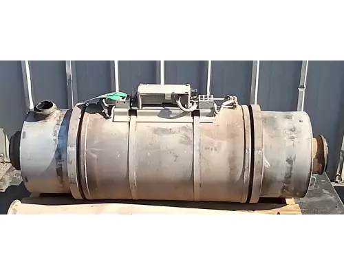 Peterbilt 387 DPF (Diesel Particulate Filter)
