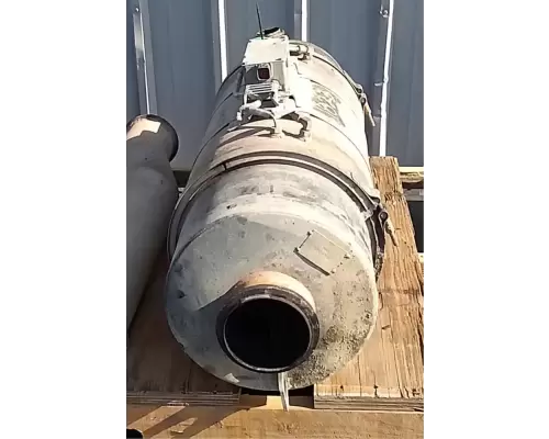 Peterbilt 387 DPF (Diesel Particulate Filter)