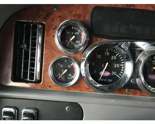 Peterbilt 387 Dash Assembly