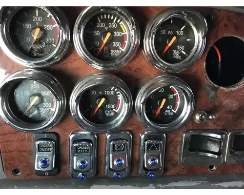 Peterbilt 387 Dash Assembly