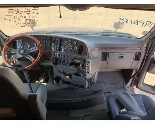 Peterbilt 387 Dash Assembly