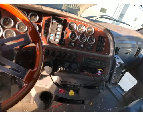 Peterbilt 387 Dash Assembly