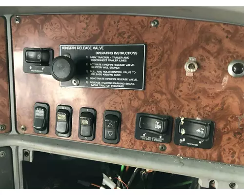 Peterbilt 387 Dash Assembly