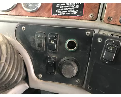 Peterbilt 387 Dash Assembly
