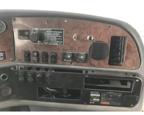 Peterbilt 387 Dash Assembly