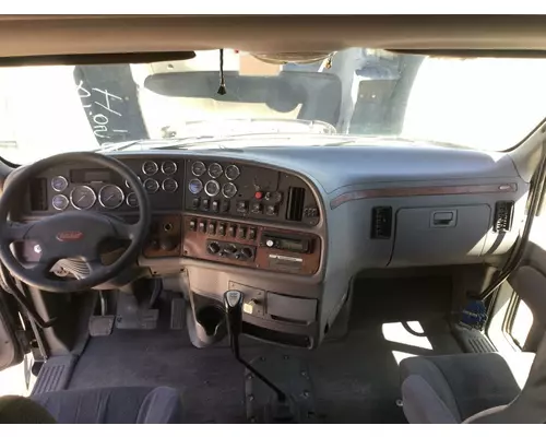 Peterbilt 387 Dash Assembly