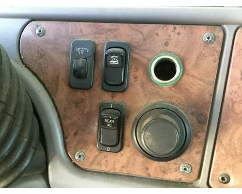 Peterbilt 387 Dash Assembly