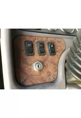 Peterbilt 387 Dash Assembly