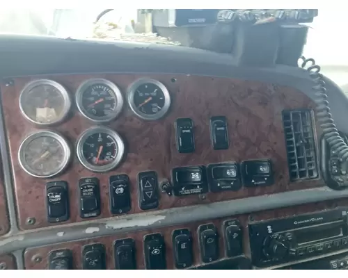 Peterbilt 387 Dash Assembly