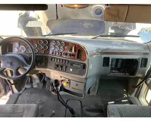 Peterbilt 387 Dash Assembly