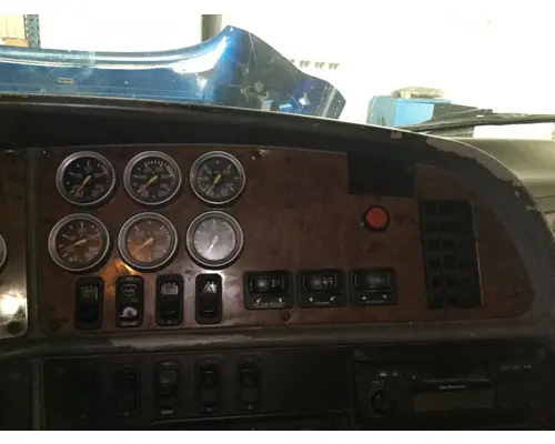 Peterbilt 387 Dash Assembly