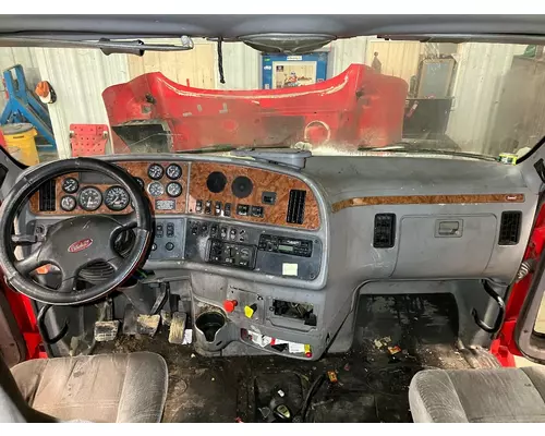 Peterbilt 387 Dash Assembly