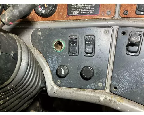 Peterbilt 387 Dash Assembly