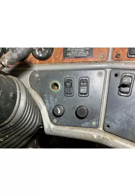 Peterbilt 387 Dash Assembly