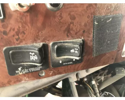 Peterbilt 387 Dash Assembly