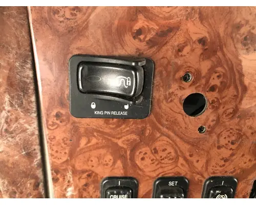 Peterbilt 387 Dash Assembly