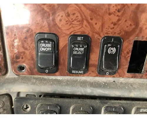 Peterbilt 387 Dash Assembly