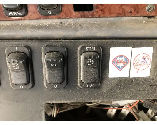 Peterbilt 387 Dash Assembly