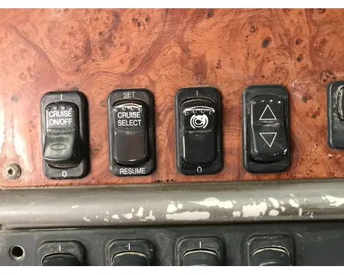 Peterbilt 387 Dash Assembly