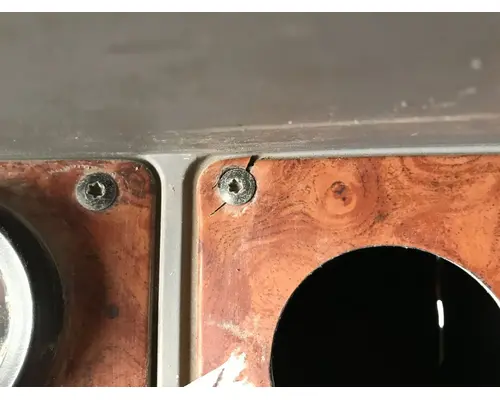 Peterbilt 387 Dash Assembly