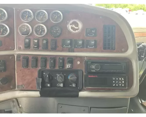 Peterbilt 387 Dash Assembly