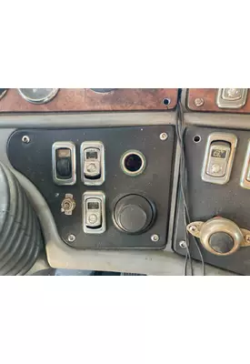 Peterbilt 387 Dash Assembly