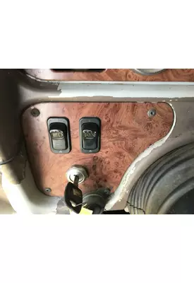 Peterbilt 387 Dash Assembly