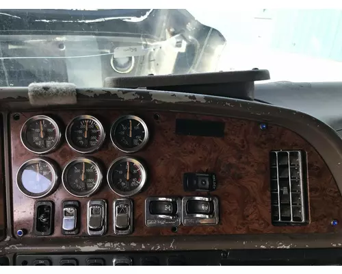 Peterbilt 387 Dash Assembly