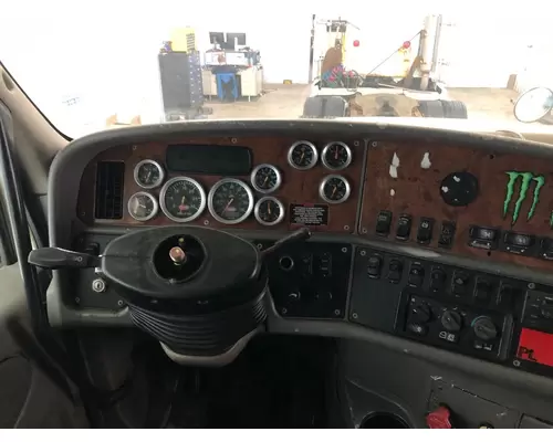 Peterbilt 387 Dash Assembly