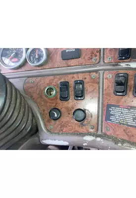 Peterbilt 387 Dash Assembly