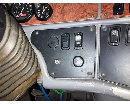 Peterbilt 387 Dash Panel