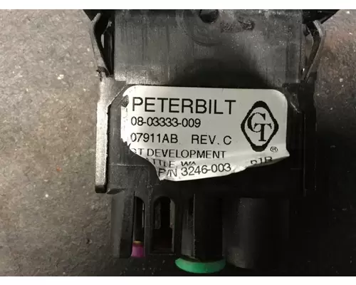 Peterbilt 387 DashConsole Switch