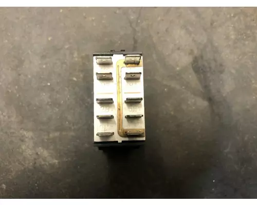 Peterbilt 387 DashConsole Switch