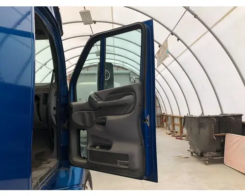 Peterbilt 387 Door Assembly, Front