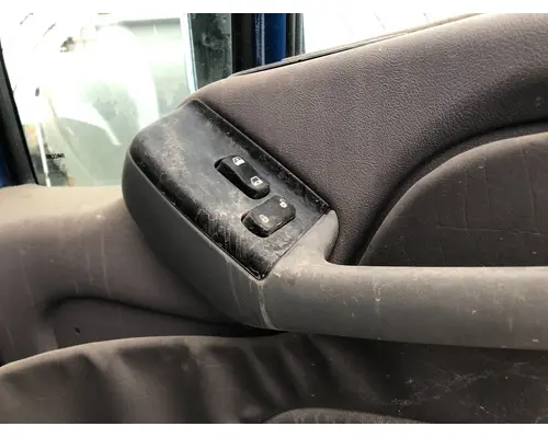 Peterbilt 387 Door Assembly, Front