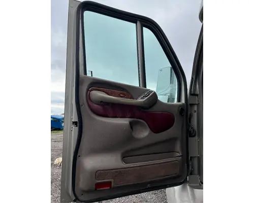 Peterbilt 387 Door Assembly, Front