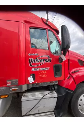 Peterbilt 387 Door Assembly, Front