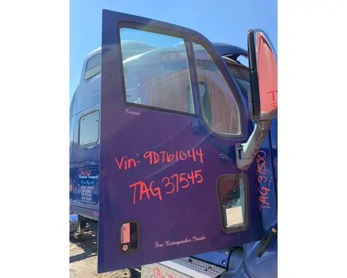 Door Assembly, Front PETERBILT 387 Hagerman Inc.