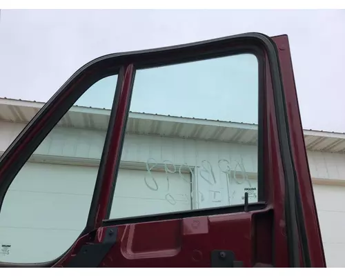 Peterbilt 387 Door Glass, Front