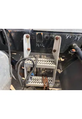 Peterbilt 387 Engine Brackets, Misc.