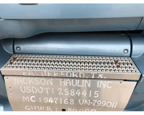 Peterbilt 387 Fairing (Side)