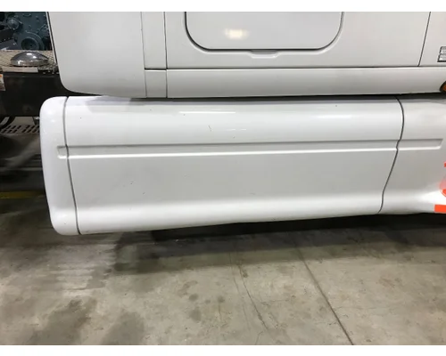 Peterbilt 387 Fairing (Side)