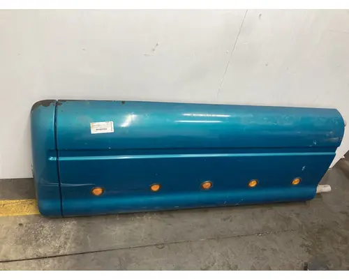 Peterbilt 387 Fairing (Side)