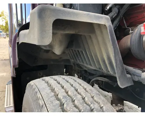 Peterbilt 387 Fender