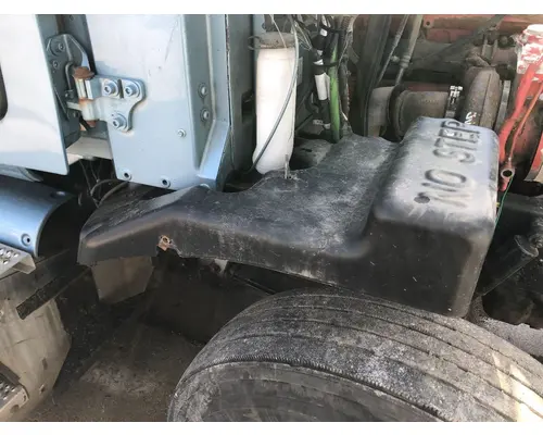 Fender Peterbilt 387 Vander Haags Inc Sp