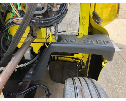 Peterbilt 387 Fender