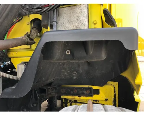 Peterbilt 387 Fender