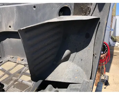 Peterbilt 387 Fender